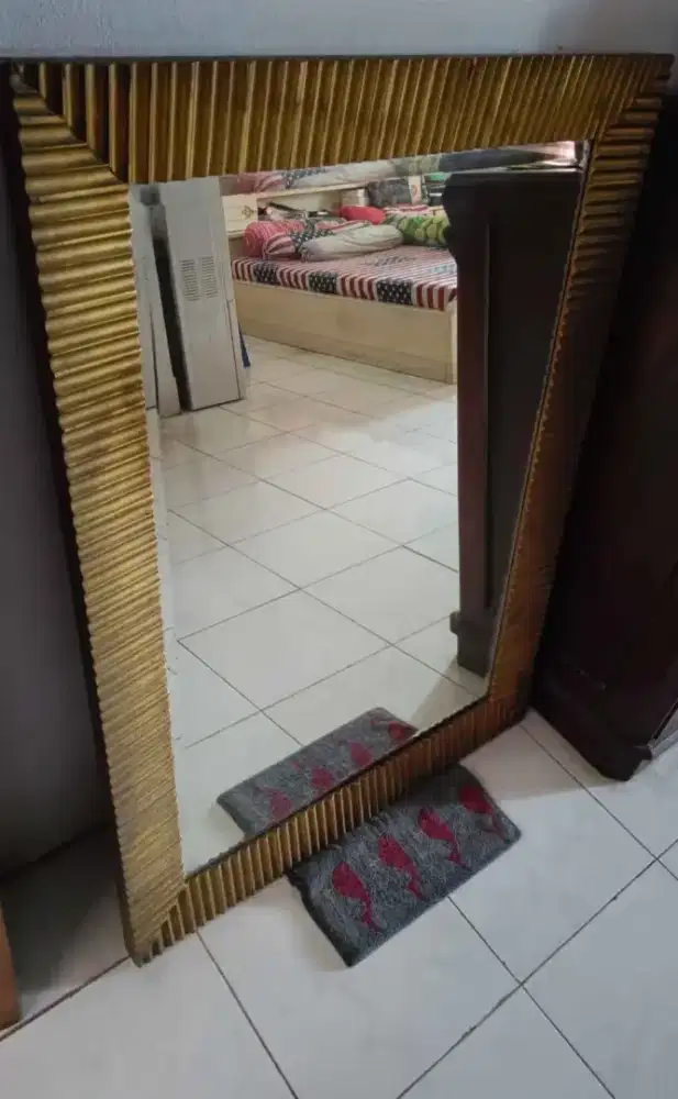 Di jual cermin gantung