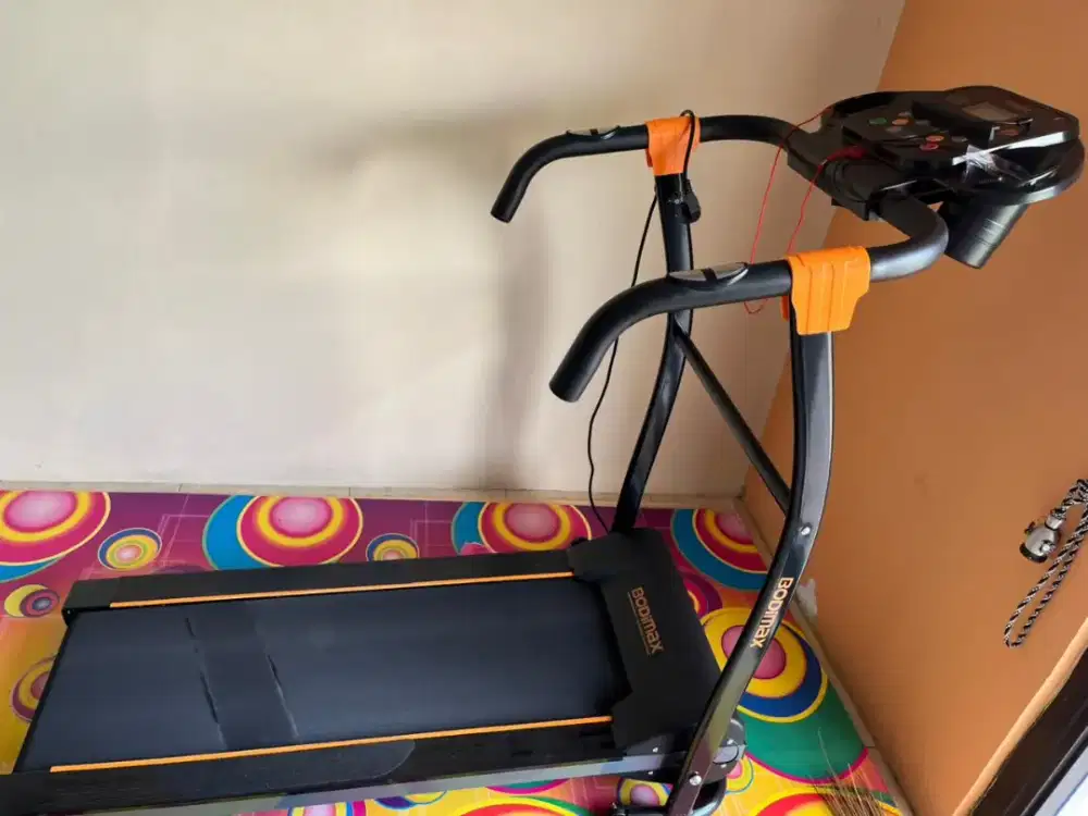 Bodymax Treadmill
