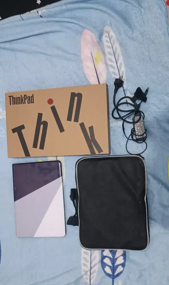 laptop Lenovo e450 i5 gen 5,ram 8,ssd 128gb