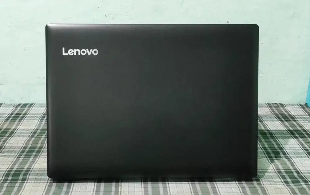 Lenovo Ideapad 320 Intel 3867u ram4 hdd500 batre awet 3jam nominus