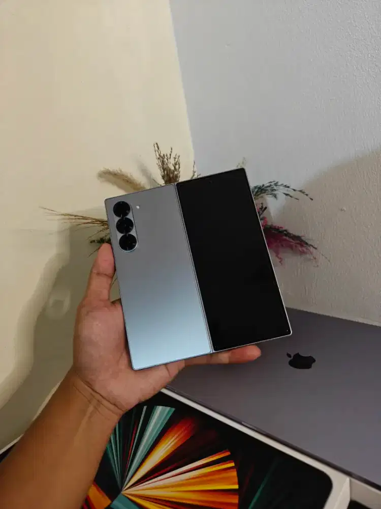 Samsung z fold 6 silver 12/256gb fullset like new