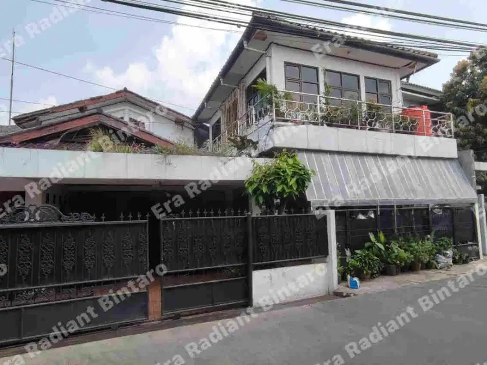 Dijual Rumah 2 lantai di Cilandak ganaria Selatan, Jakarta Selatan.
