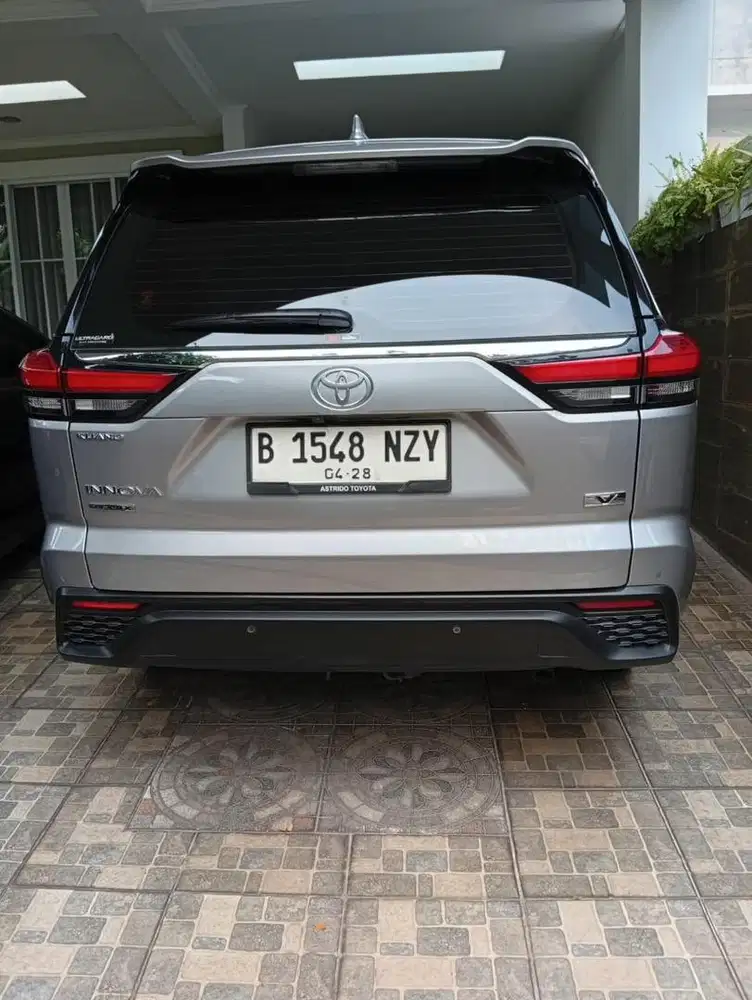 Dijual Innova Zenix V 2023