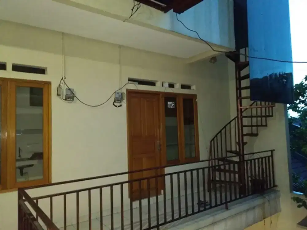 Rumah Kontrakan/ Kost2an 3 petak, cocok untuk keluarga kecil.di Daerah Bekasi