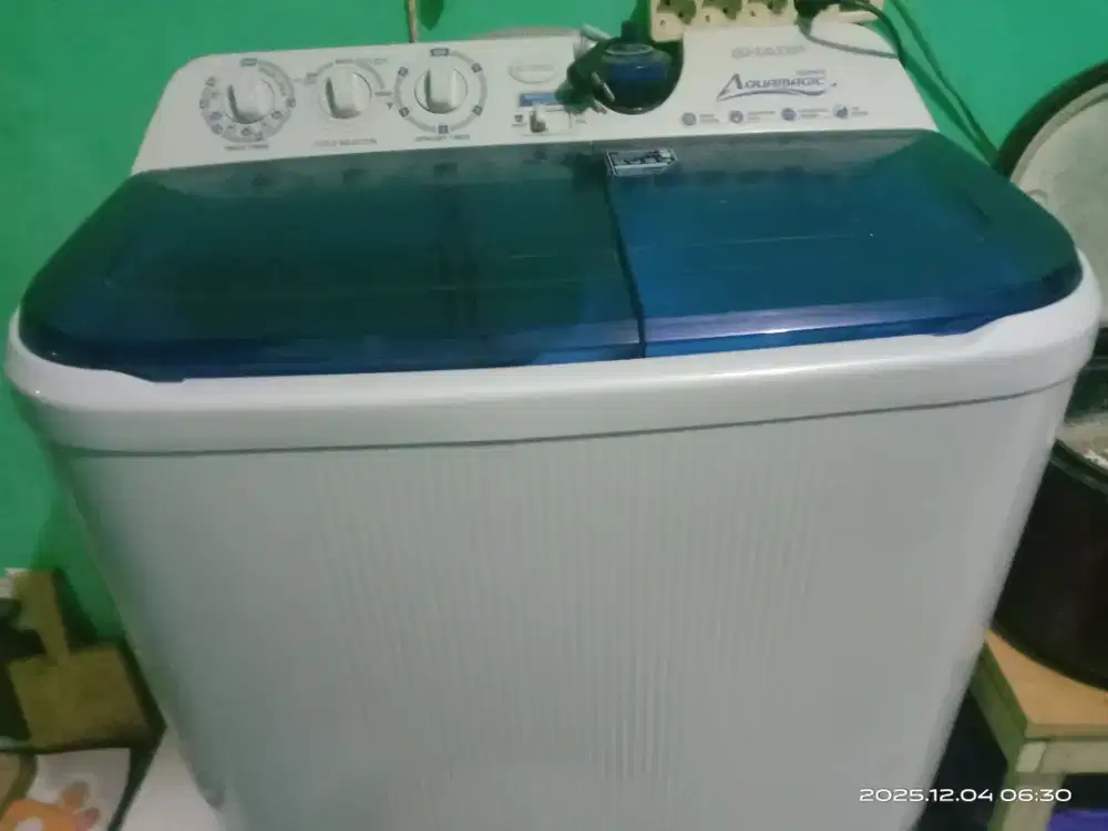 mesin cuci merk sharp 9 kilo msh bagus/mulus di jual cepat