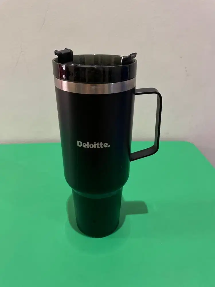 Tumbler - brand Deloitte