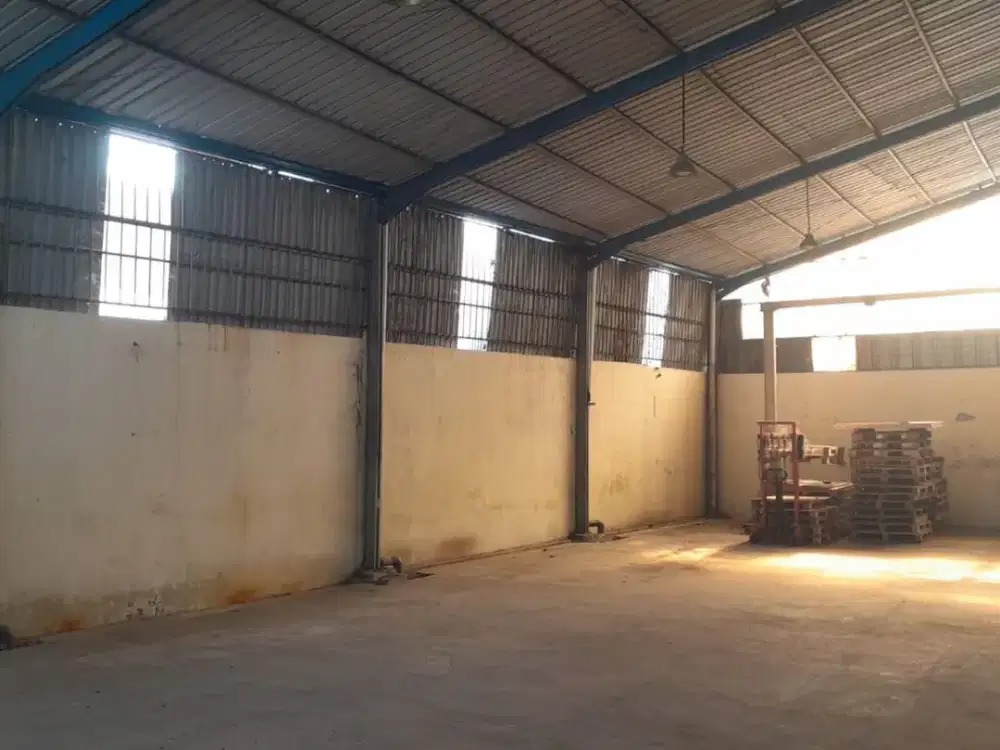 Gudang 650m Akses Jl. Raya Setu, di Bekasi #771