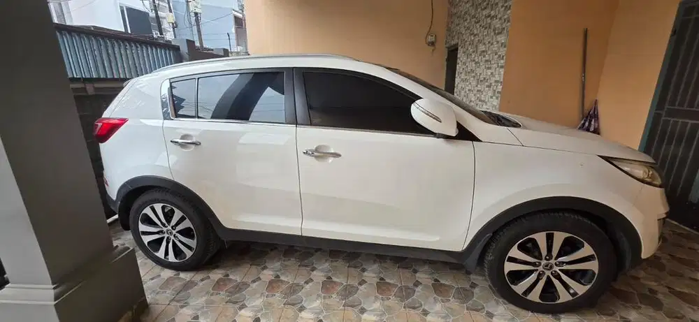 KIA SPORTAGE PLATINUM PRESTIGE TAHUN 2012