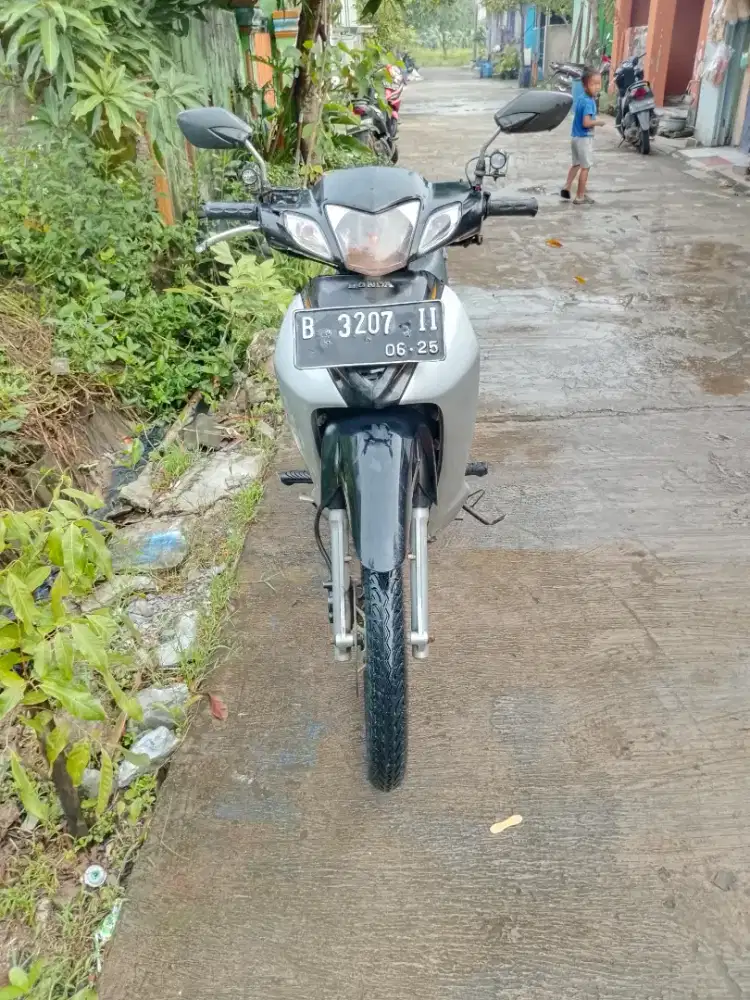 MOTOR HONDA KARISMA