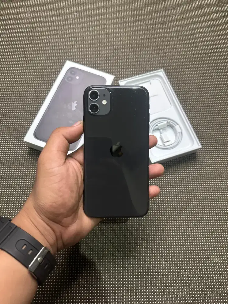 iPhone 11 64GB iBox