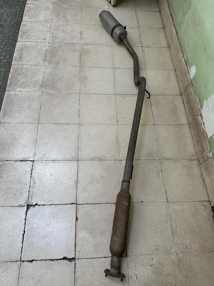 KNALPOT MOBIL PANJANG