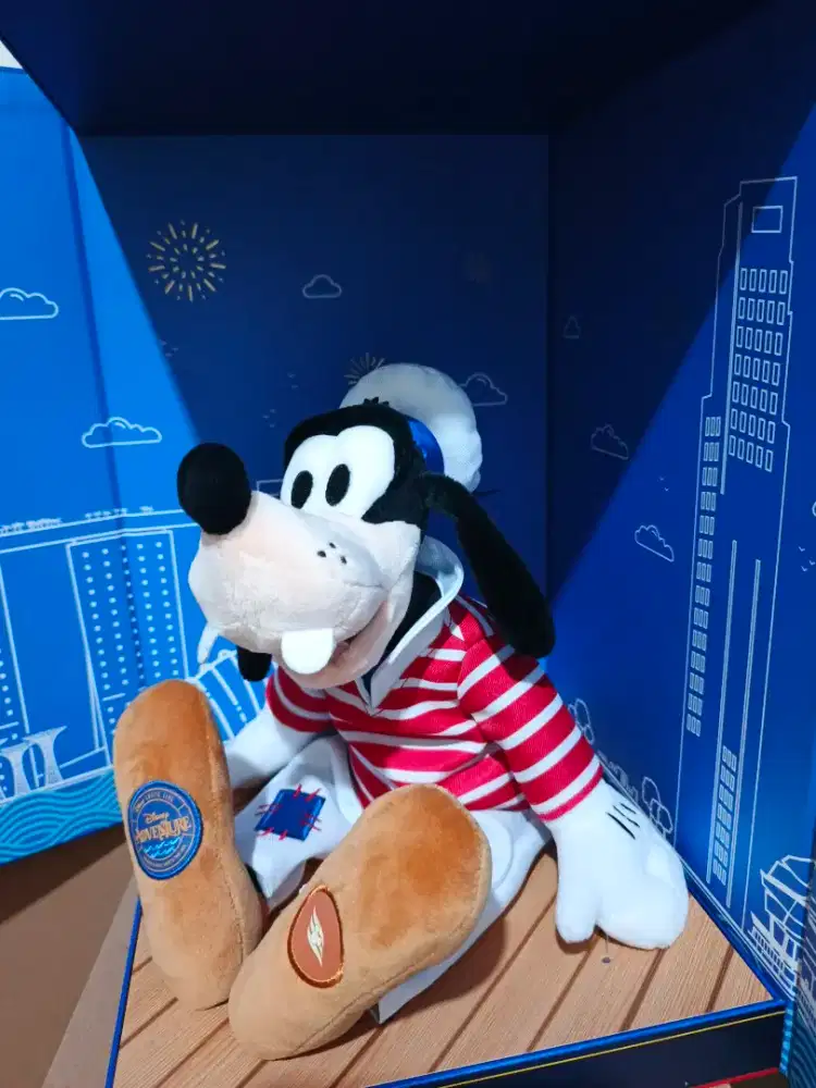 Boneka Goofy Original License Disney Baru in box