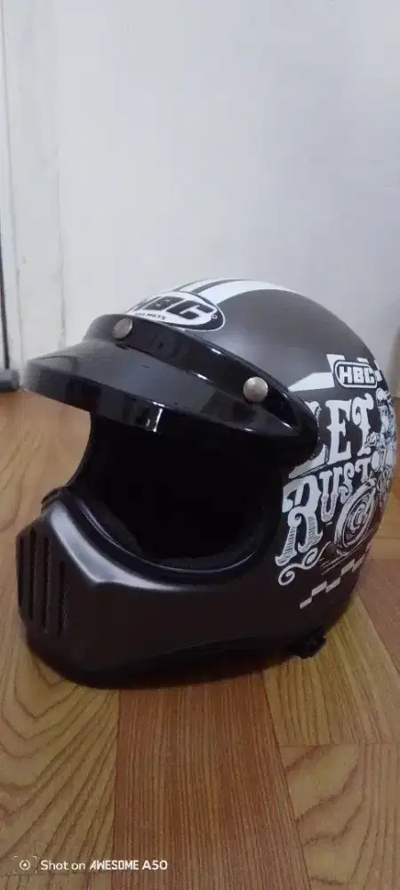 Helm Cakil Merk HBC