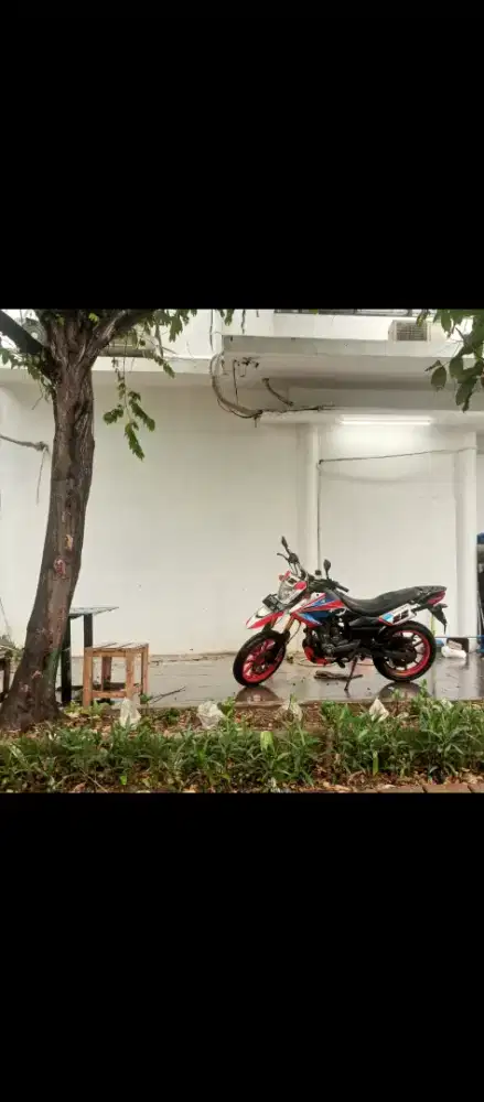 Di jual motor benelli phyton 200cc