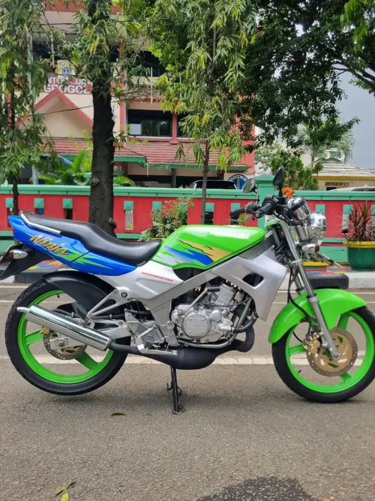 Kawasaki Ninja R Two Tone Rare