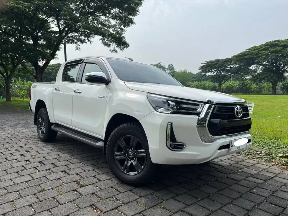 Toyota Hilux V Diesel A/T 4x4 TGN 1 FULL RECORD