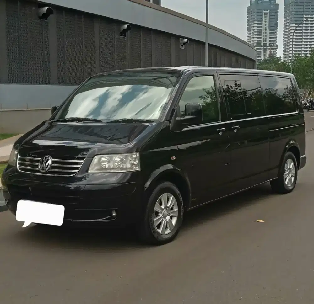 VW caravelle 2.5 TDI Diesel AT Black Met 2009 Long