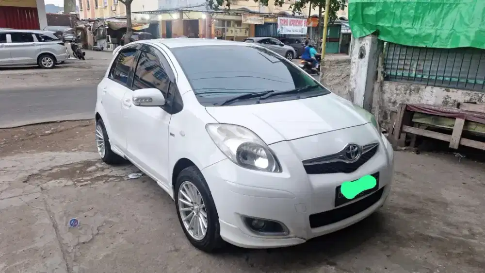 Toyota Yaris 2010 manual