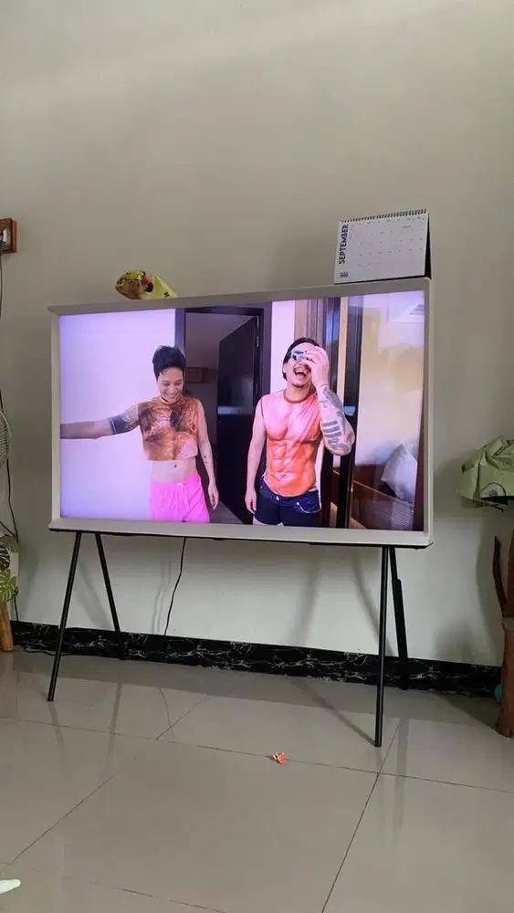 samsung the serif QLED 4k smart tv 55 inch