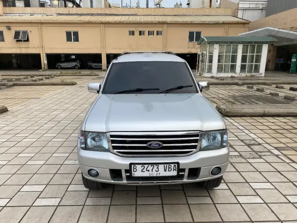 Ford Everest XLT TDI Matic 2004