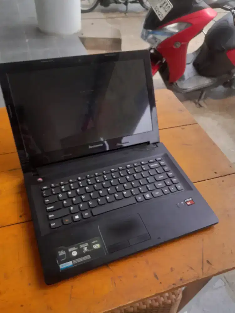 LAPTOP LENOVO AMD A8 RAM 8GB