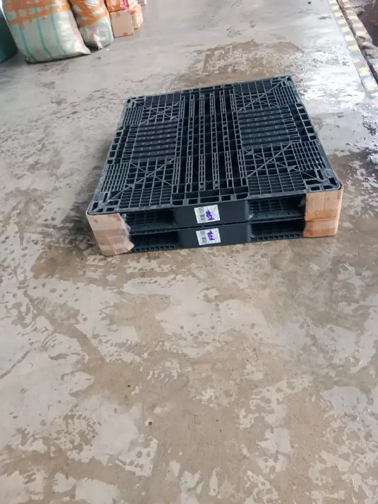 Pallet plastik second ready gudang