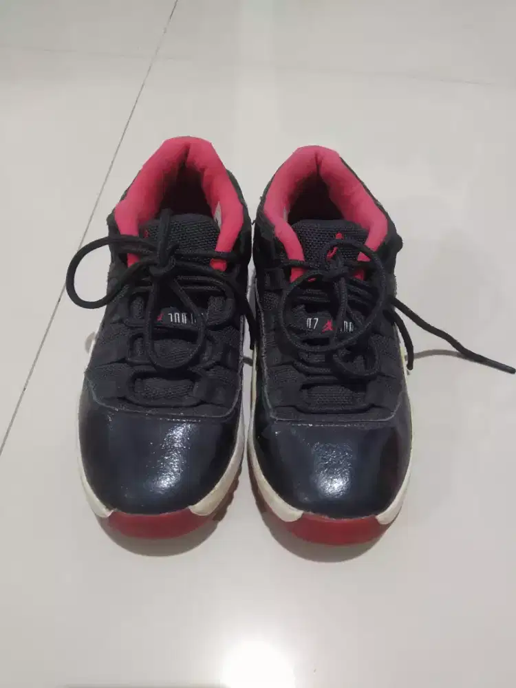 SEPATU ANAK JORDAN (SIZE 31)