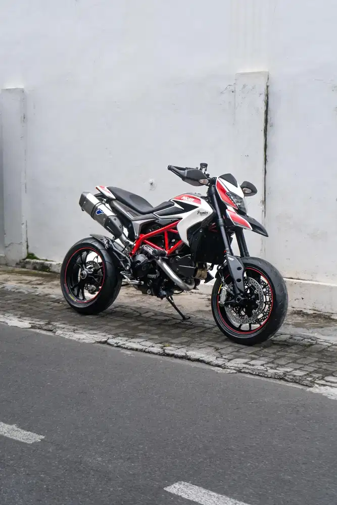 Collector Bike : Ducati Hypermotard 821SP / 821 SP FP ATPM