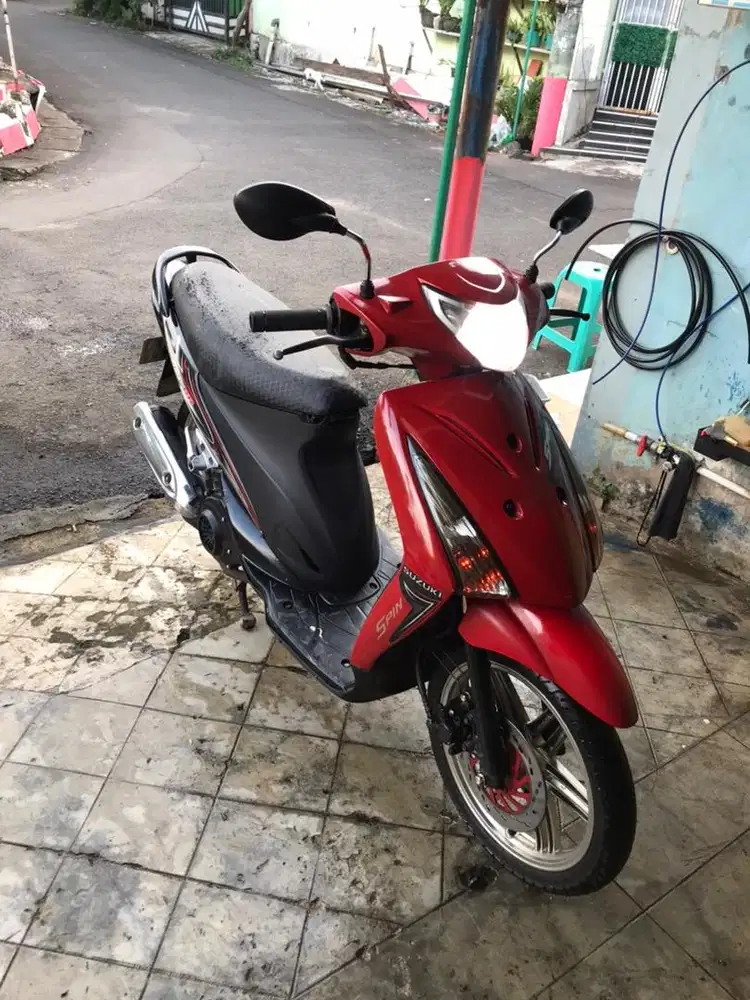 Di jual suzuki spin 125