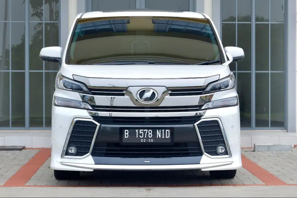 Vellfire 2.5 ZG Modellista Automatic CBU Putih