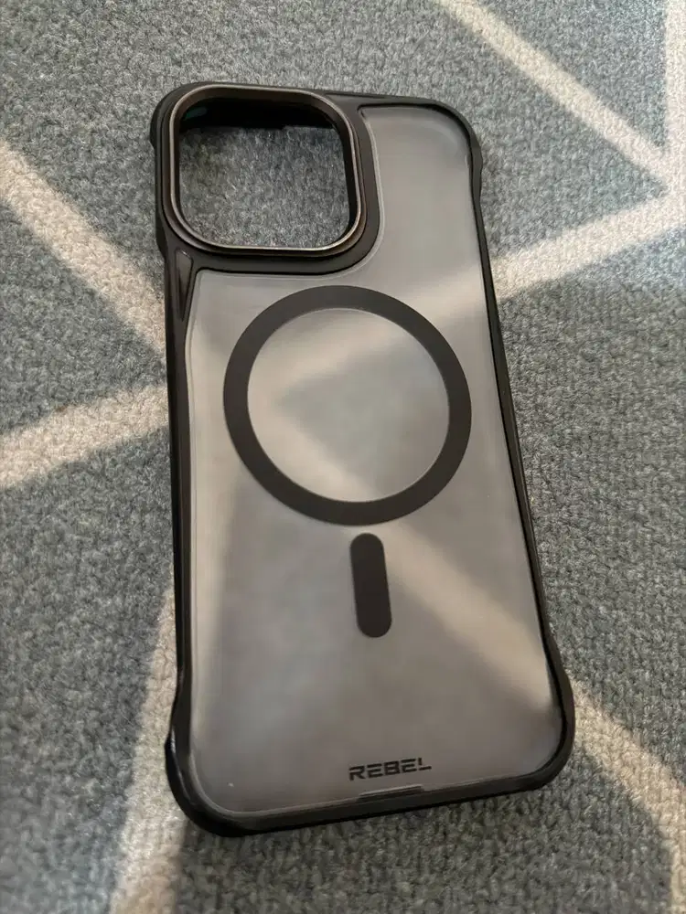 Phone Rebel Frosted Series 15 ProMax – MagSafe Case (Used, Kondisi Mul