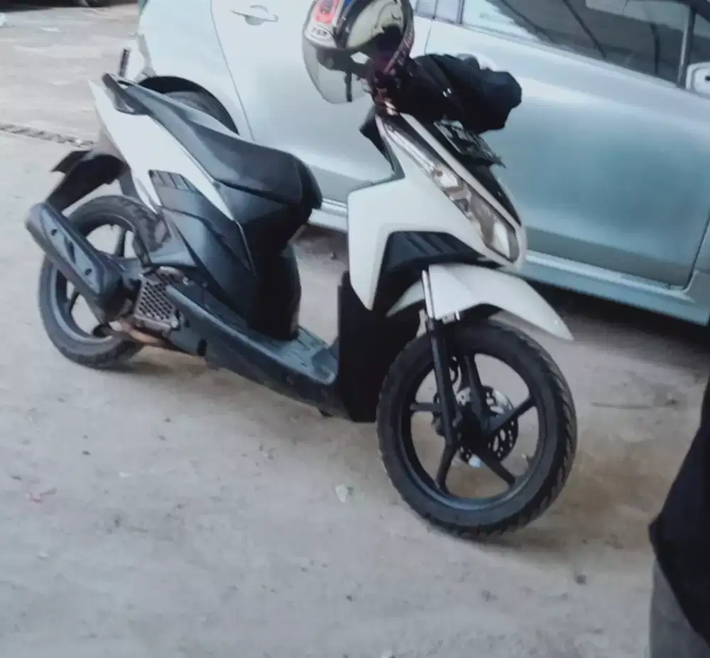 Jual Vario karbu 2012