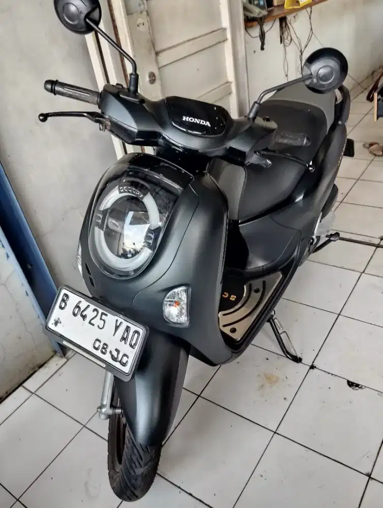GRESS NEW SCOOPY PRESTIGE 2025 KM 3K KREDIT DP 750RB BISA CASH / TT