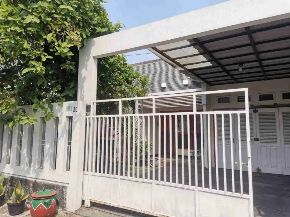 ‼️Murah, BU‼️ Rumah Semi Furnished di Kebonsari dekat Jambangan Ketintang Gayungsari