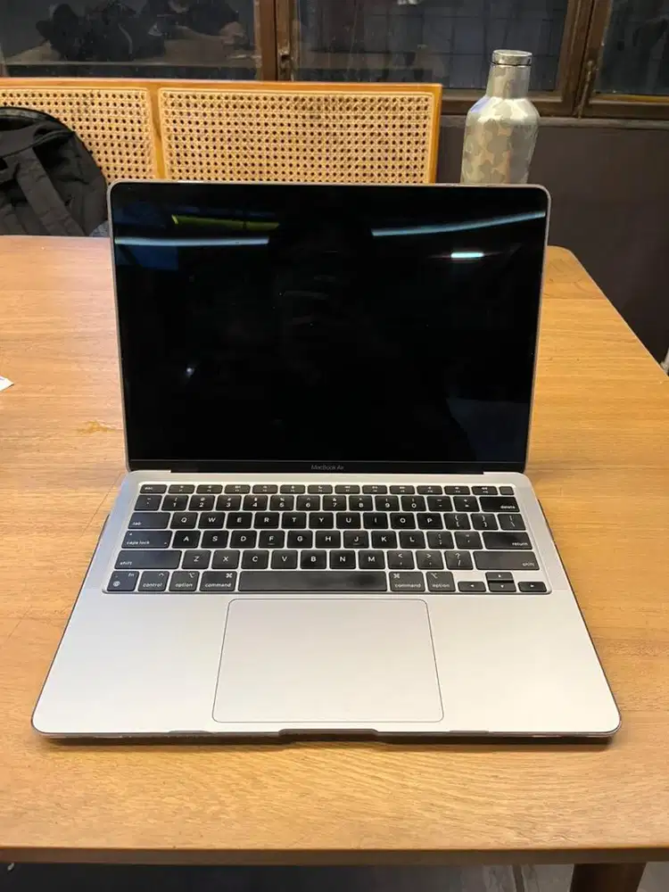 MacBook Air M1 512GB Mulus Like New | Garansi Aktif | Siap Pakai