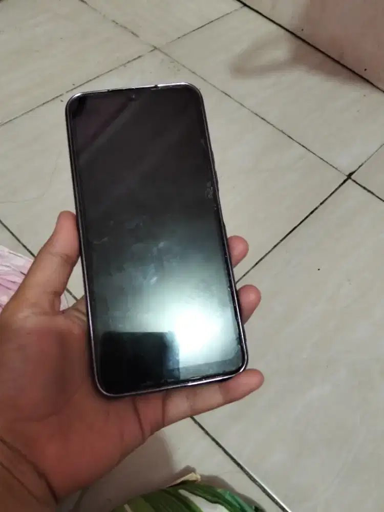 Dijual santai hp vivo y33s