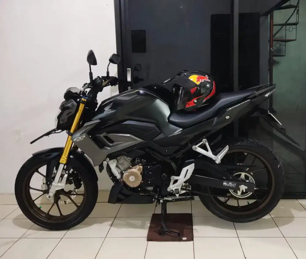 Honda cb 150r 2022 streetfire