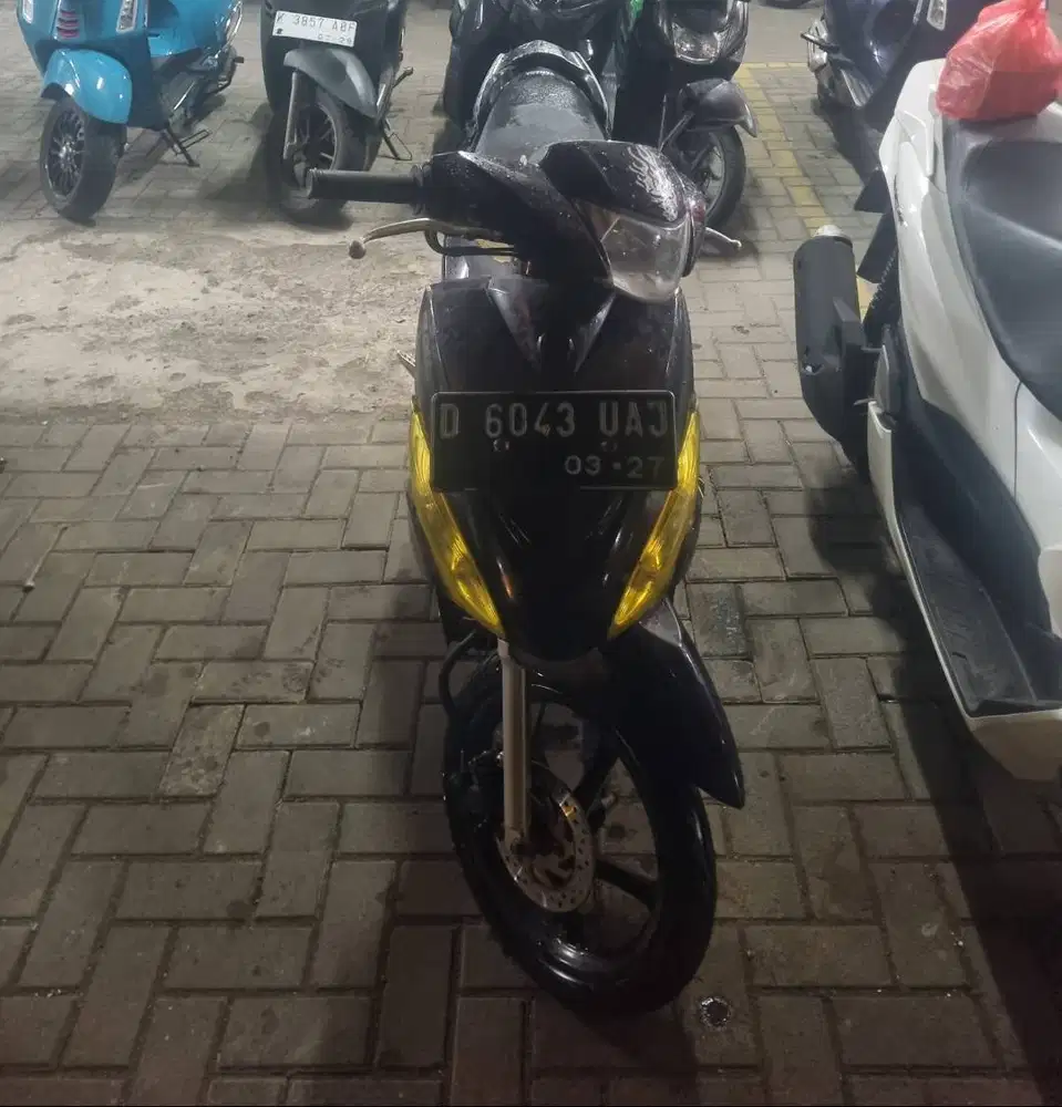 Yamaha Mio J 2012 (Hitam)