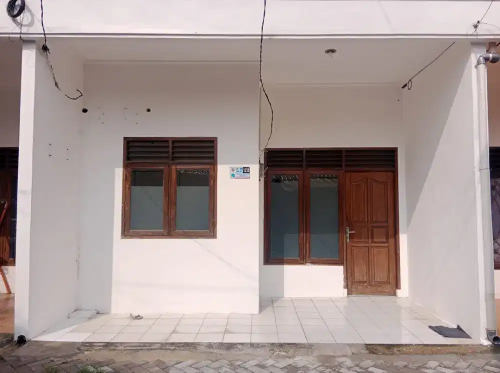 Disewakan / kontrakan 2 KT 1 KM Kel. Baru, Cijantung