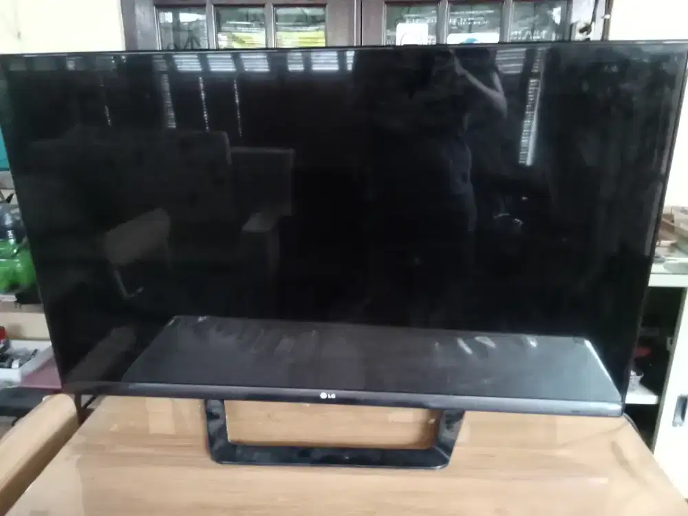 LED LG 47 inch Minus rusak LCD, Murah aje, COD Cibubur