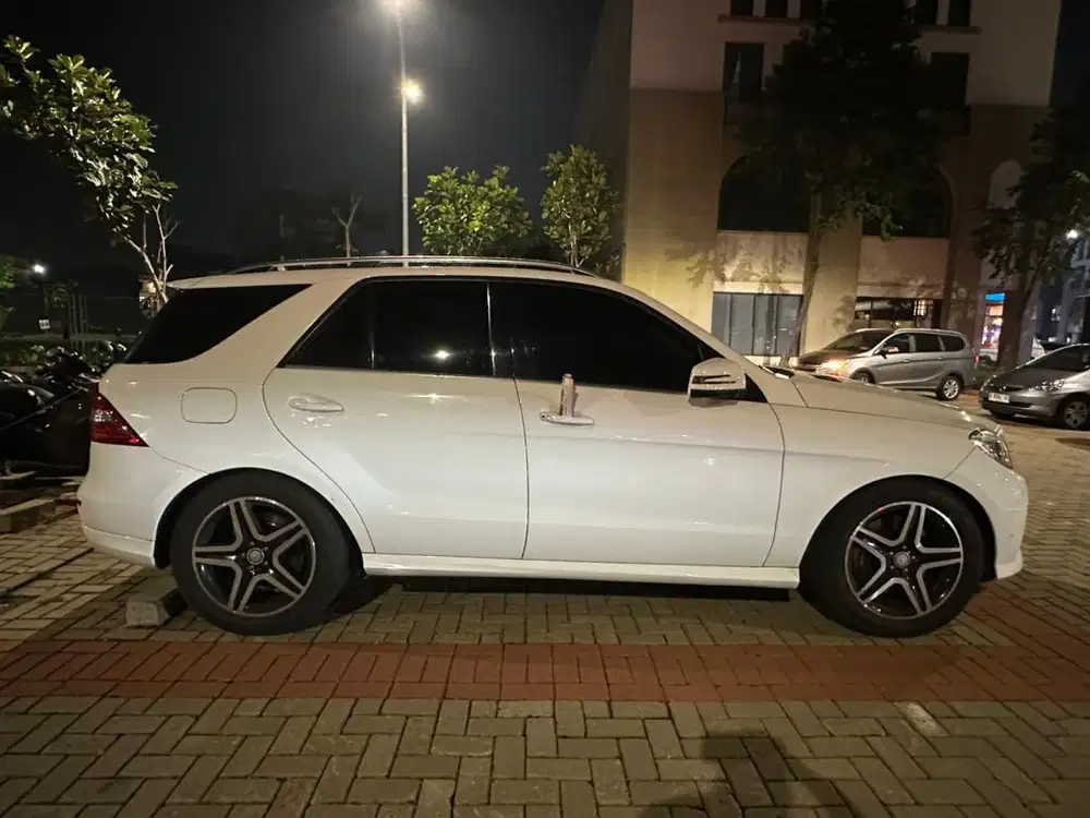 Mercedes Benz ML 400 2015 Good Condition