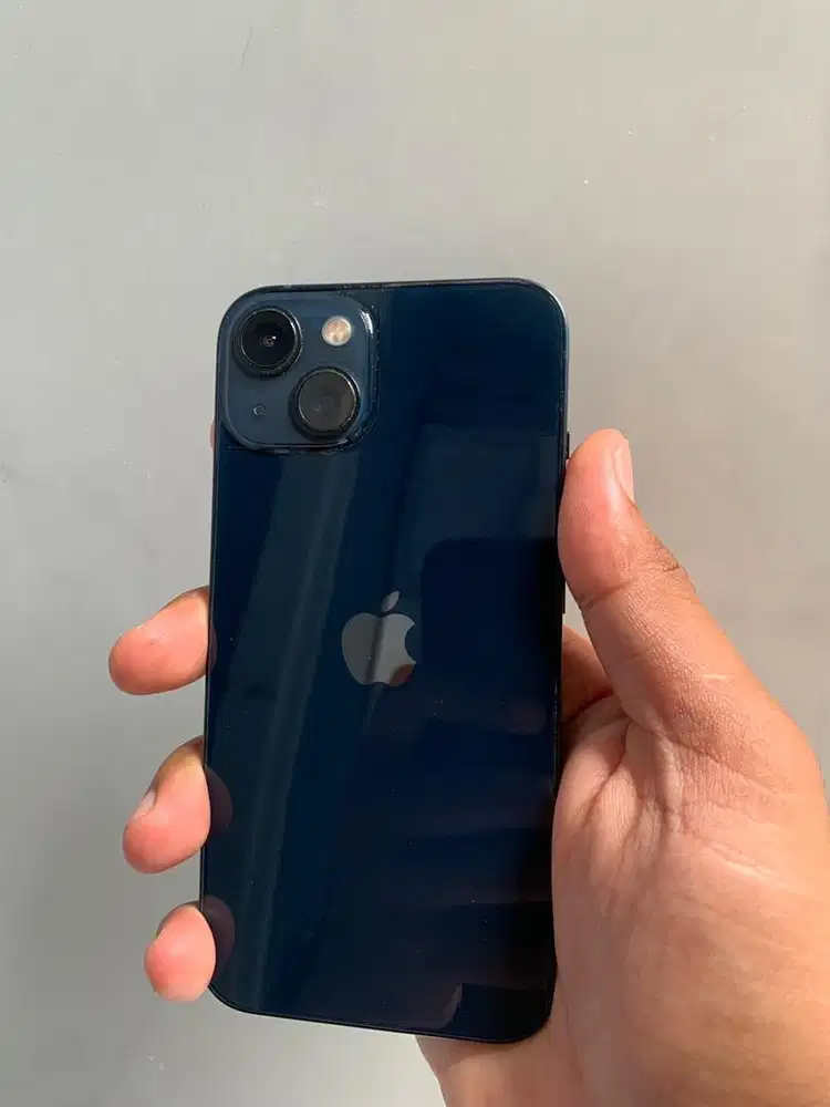 Iphone 13 128 gb ex ibox warna midnight