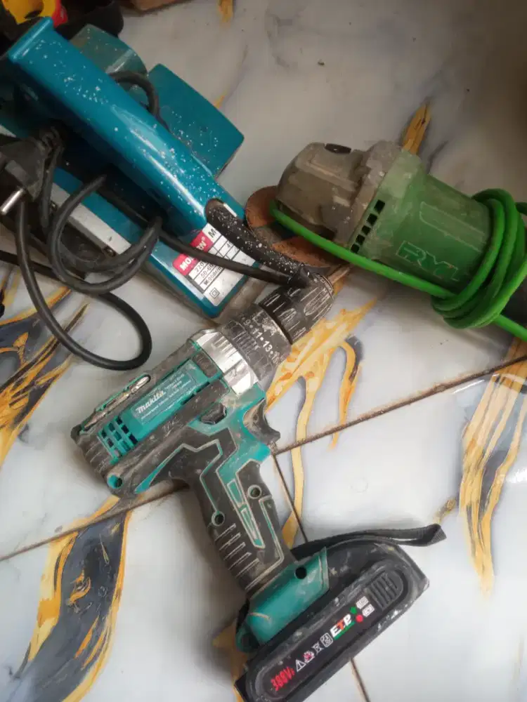 Medin Perkakas Tukang