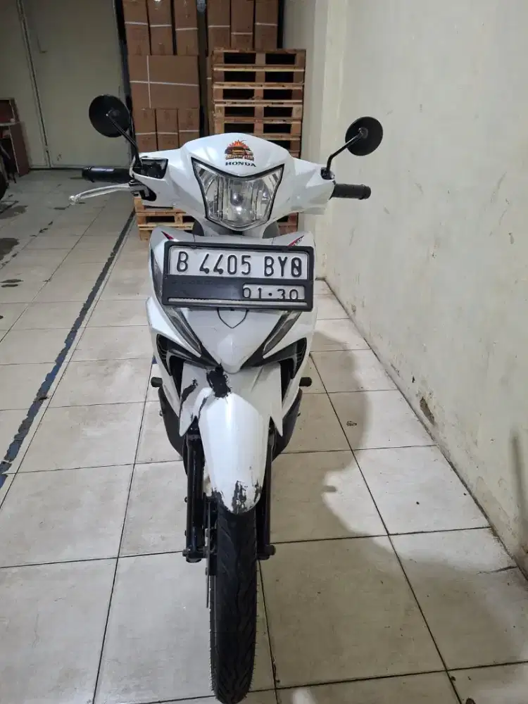 Dijual Cepat! Motor Revo X 2019 Murah!!!