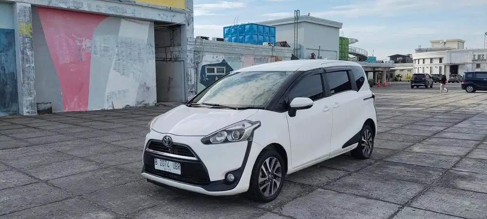 Toyota Sienta V 1.5 matic promo tdp 10% 2016