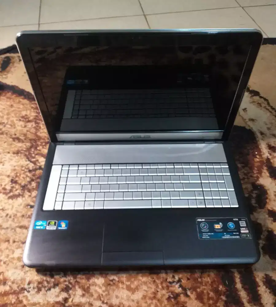 Laptop Asus core i7