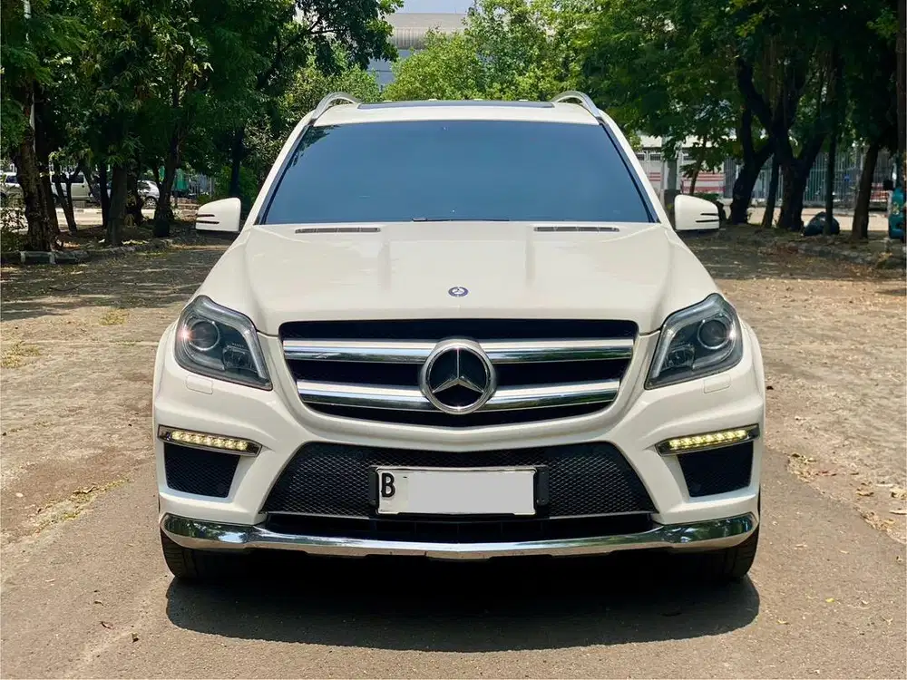 MERCEDES BENZ GL400 AT 2014 PUTIH