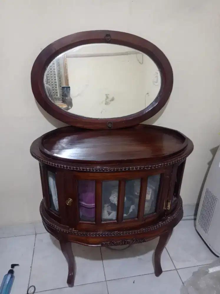 Dijual Meja Hias Cantik, AC Portable, Dispenser, G4S hijau