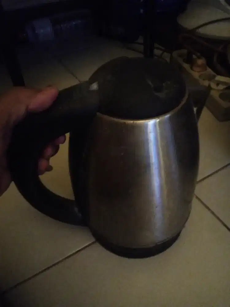 teko listrik bekas proyek