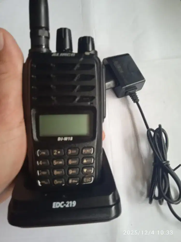 HT Alinco W18 freq Vhf+ casan adaptor mesin masih Segel